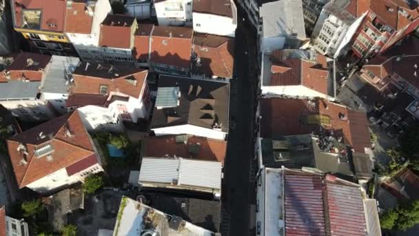 Повітряний дрон міського зразка — стокове відео