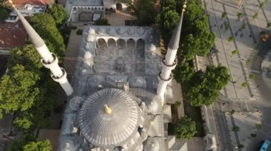 Yeni Valide Camii İstanbul Havalimanı