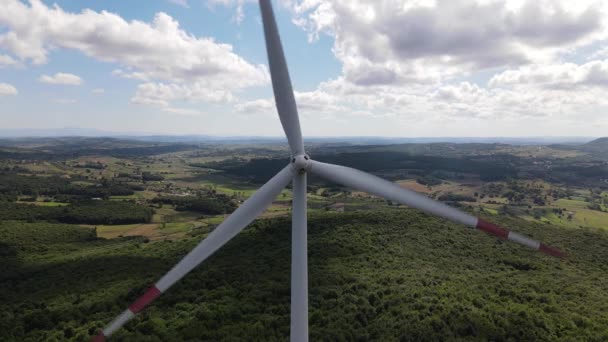 Rotierende Windmühlen Ökologische Grüne Energie — Stockvideo