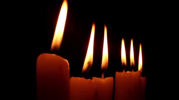 촛불을 밝히는 일 — 비디오