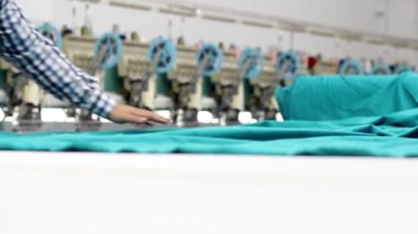 Endüstriyel Dikiş Makinesi Tekstil Fabrikası Terzi Personeli