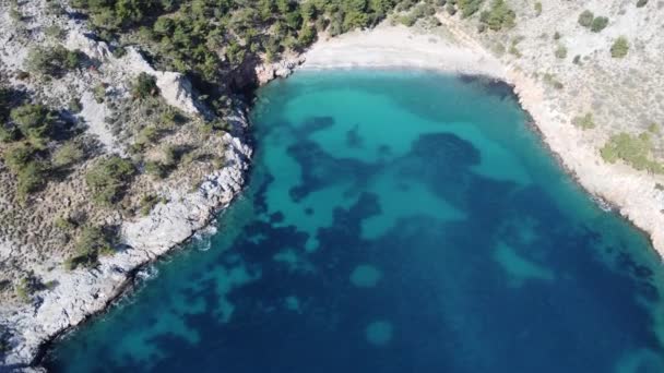 Drone aéreo aguas azules Mediterráneo — Vídeos de Stock