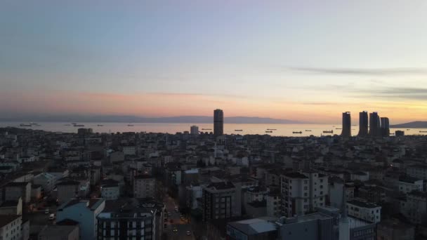 Вид з повітря на захід сонця горизонт бізнес-місто — стокове відео