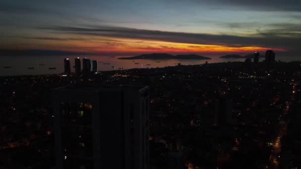 Légi drón naplemente városi lanscape — Stock videók