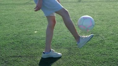Genç futbolcu