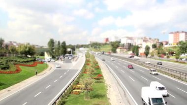 Şehir trafiğini bina ile zamanlandır