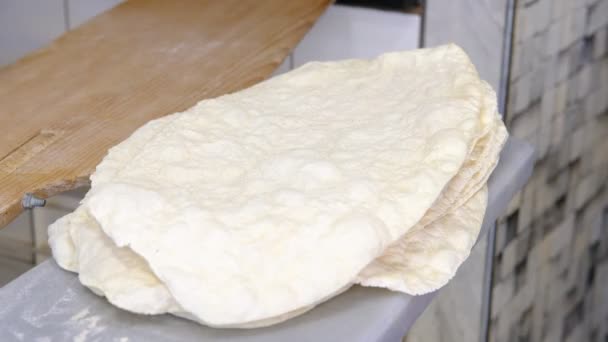 Phyllo kenyér, Hot phyllo kenyér kemencéből — Stock videók
