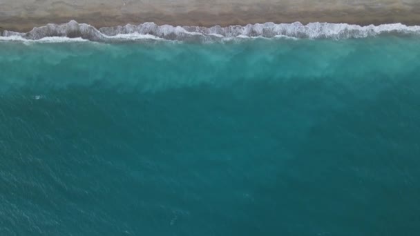 Wybrzeże morze piasek brzeg wysoki — Wideo stockowe