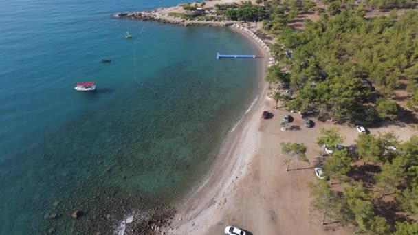 Mar fascinante drone mediterrâneo barco a remos — Vídeo de Stock