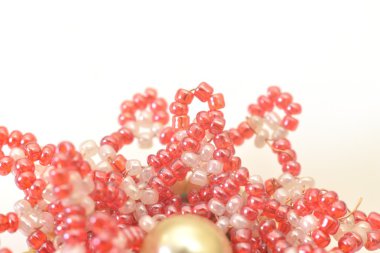  Kırmızı boncuklar