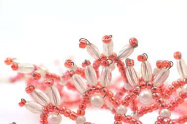  Kırmızı boncuklar