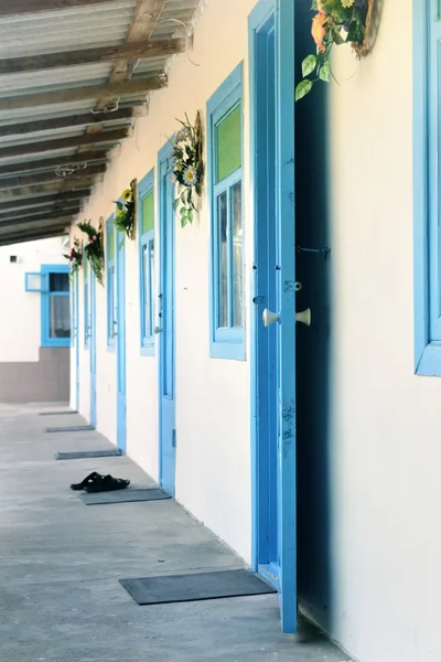 青い扉と窓 — ストック写真