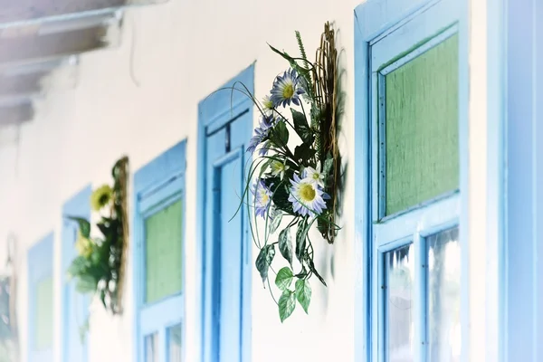 青い扉と窓 — ストック写真