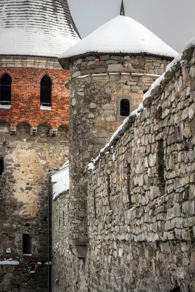 Castle walls and towers of the city Kamenetz-Podolsk — Stock Photo, Image