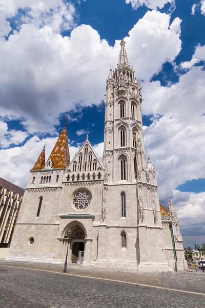 Matthias Church in Budapest, Hungary in the center of Buda Castl — Stock Photo, Image