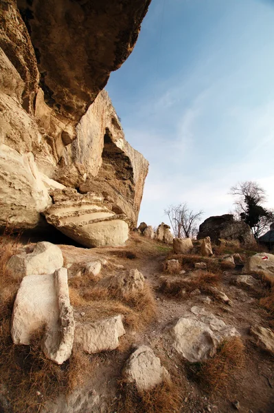 Скалистая горная цепь песчаника на закате в Крыму — стоковое фото
