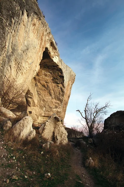 La cordillera rocosa de la arenisca al atardecer en la Crimea —  Fotos de Stock