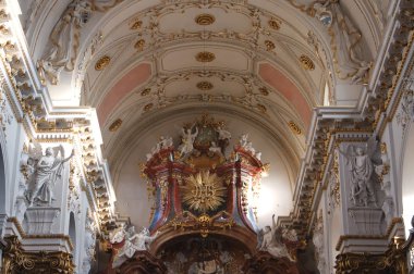 İç Prag, St. Ignatius Kilisesi
