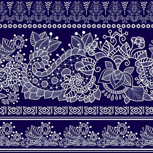 Borde sin costuras bohemio de encaje vectorial con elementos florales y Paisley . — Vector de stock