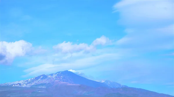 Volcán Etna Con Humo Nubes Invierno Banne — Foto de Stock