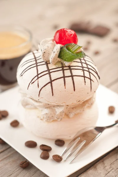 Meringue with coffee cream. — Stock Photo, Image