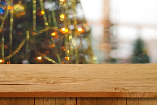 Vacaciones de Navidad o fondo de fiesta con la pestaña cubierta de madera vacía —  Fotos de Stock