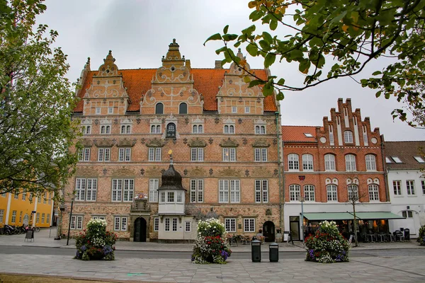 Cena Rua Aalborg Com Belo Estilo Renascentista Holandês Andares Edifício — Fotografia de Stock