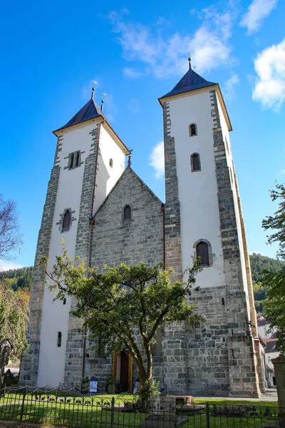 Iglesia Santa María Cree Que Construcción Mariakirken Completó Alrededor 1180 — Foto de Stock