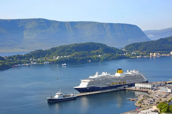 Cruise Ship Blue Hull Yellow Funnel Docked Harbour Port Alesund — Stock Photo, Image