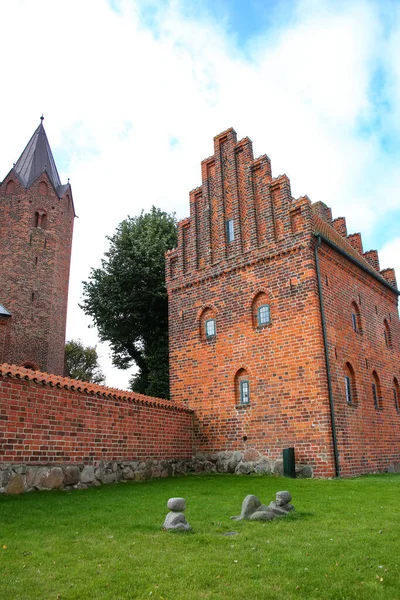 Része Dániai Kalundborg Szűzanya Templomnak Tornya Van Város Egyik Mérföldköve — Stock Fotó