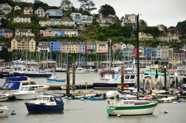 Kingswear Nehri Dart arasında