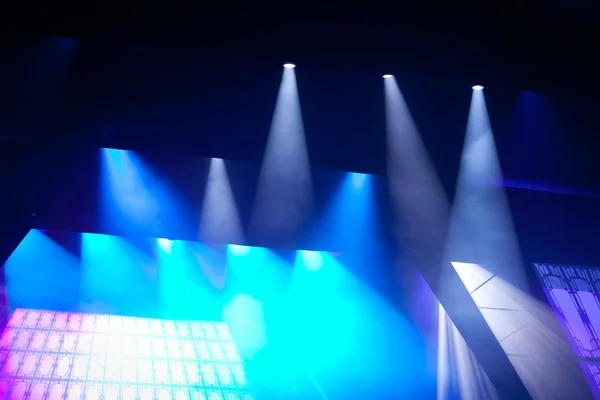 Kleurrijke podium verlichting — Stockfoto