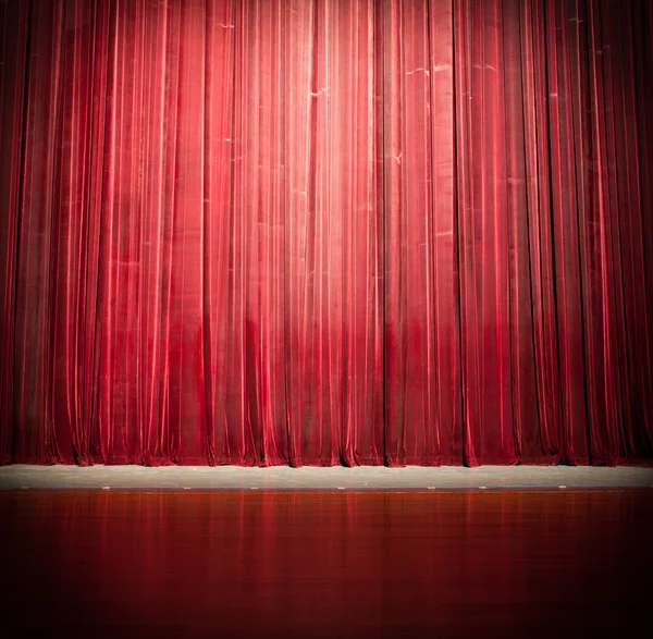 Bühnenvorhang leuchtet — Stockfoto