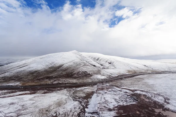 Plateau cenário bonito e espetacular de neve — Fotografia de Stock