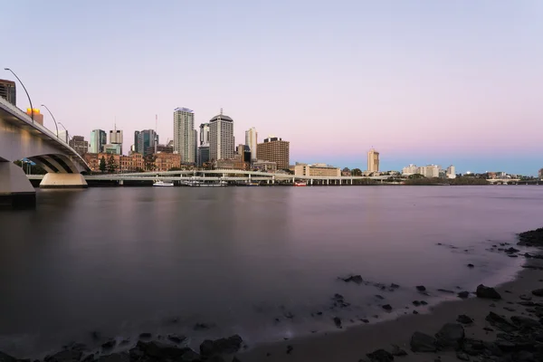 Město Brisbane večer — Stock fotografie