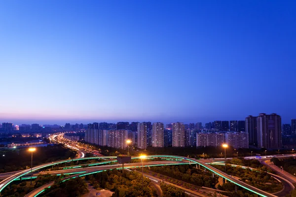 Letecký pohled na město viadukt — Stock fotografie