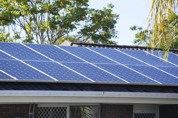 Fotovoltaïsche zonne-energie — Stockfoto