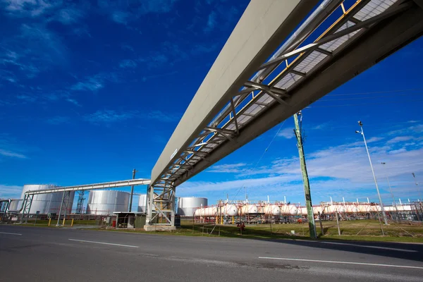 Almacén de petróleo —  Fotos de Stock