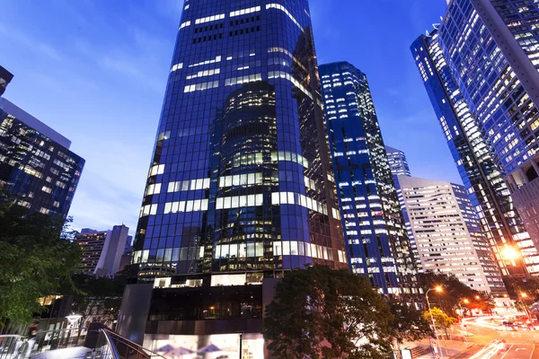 Brisbane edificios de la ciudad por la noche —  Fotos de Stock