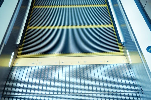 Escalera mecánica — Foto de Stock