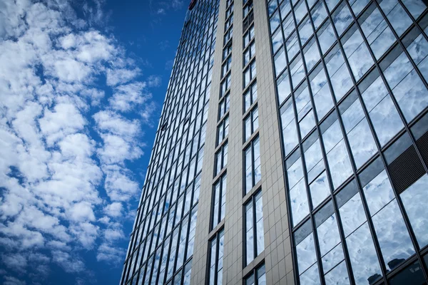 Partiell närbild skyskrapa glas curtain wall — Stockfoto