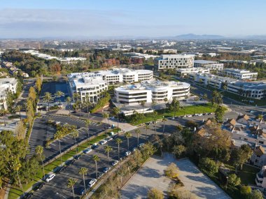 UTC 'nin havadan görünüşü, Üniversite Şehri büyük yerleşim yeri ve ticari, San Diego