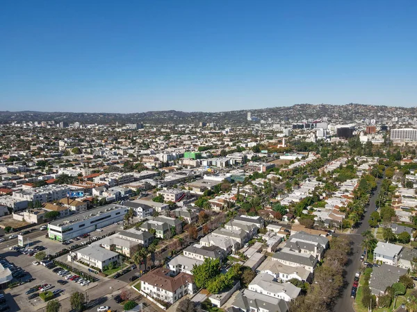 Aerial view above Mid-City neighborhood in Central Los Angeles — Stock Photo, Image