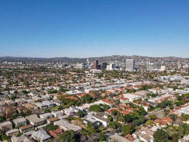 Los Angeles 'ın merkezinde Mid-City' nin üstündeki hava manzarası.