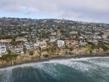 Koyun La Jolla Hermosa, Kaliforniya 'daki büyük villa manzarası, ABD