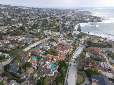 La Jolla Hermosa 'nın havadan görünüşü. San Diego, California, ABD