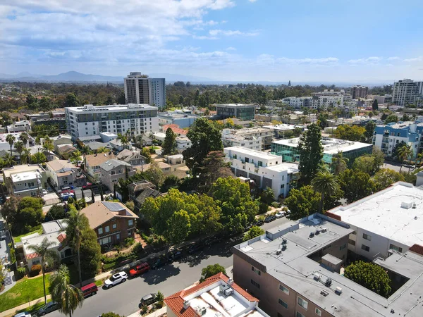 Vue aérienne au-dessus du quartier Hillcrest à San Diego — Photo