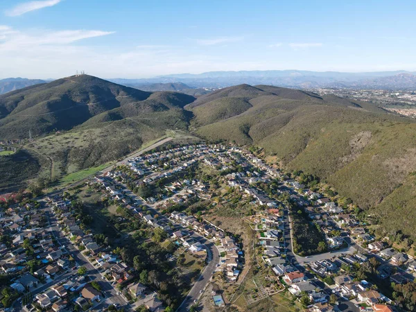 Luchtfoto van Carmel Mountain buurt met Black Mountain. San Diego — Stockfoto