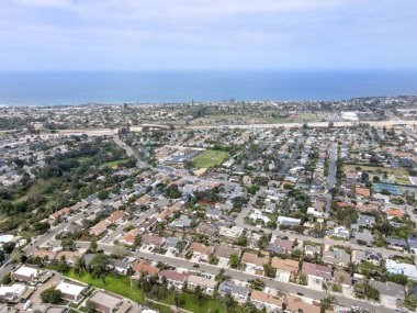 Cardiff 'in havadan görünüşü, San Diego' daki Encinitas şehrindeki topluluk.