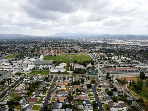 Placentia 'nın hava manzarası, Kuzey Orange County, California. ABD — Stok fotoğraf